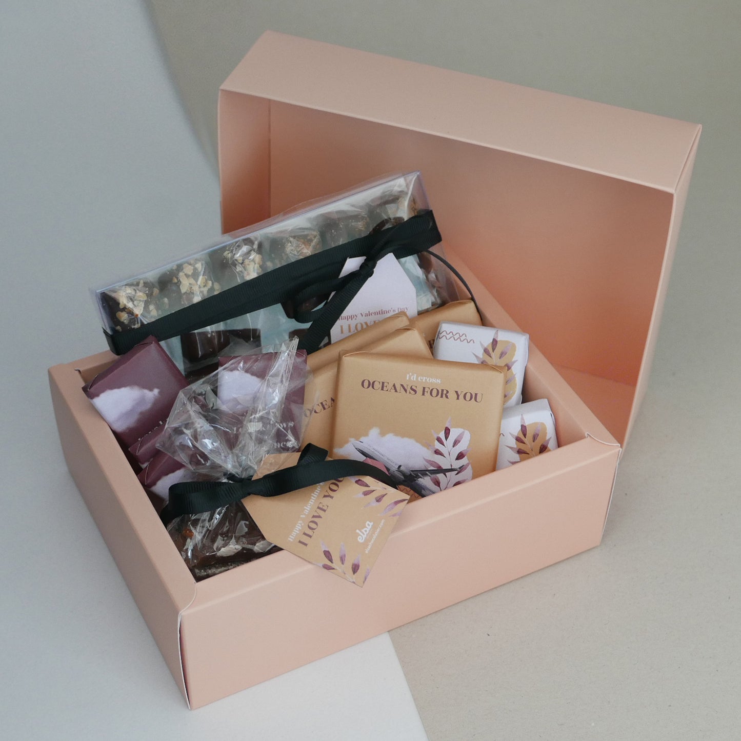 Long Distance - Cardboard Hamper