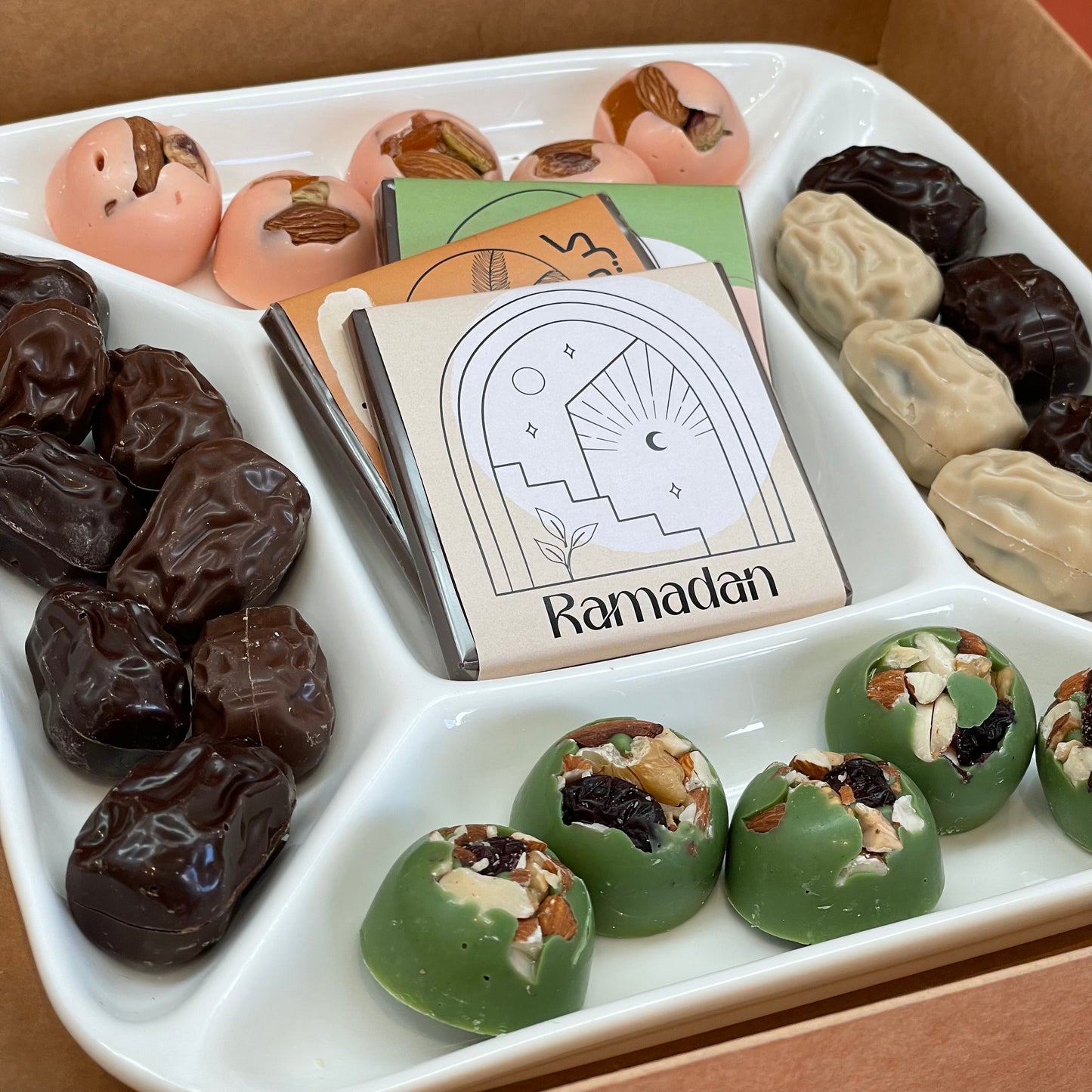 Ramadan Chocolate Plate in a Box