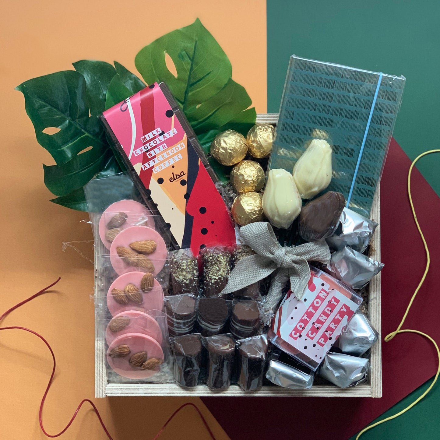 The BE HAPPY Chocolate Hamper